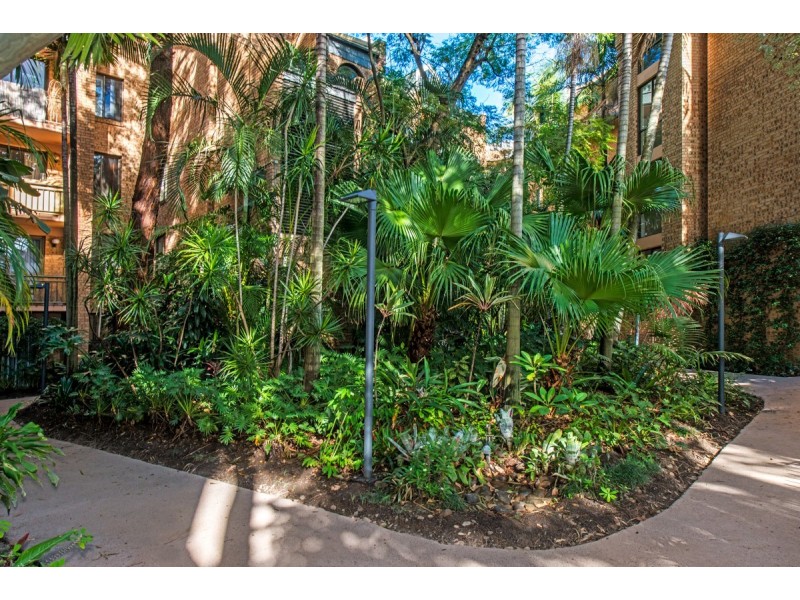 2/5-13 Hutchinson Street, Surry Hills NSW 2010