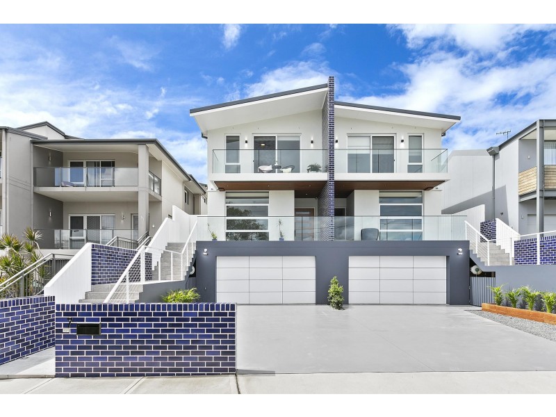 7 Lasseter Avenue, Chifley NSW 2036