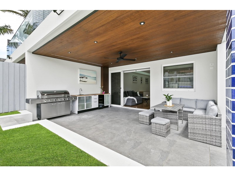 7 Lasseter Avenue, Chifley NSW 2036