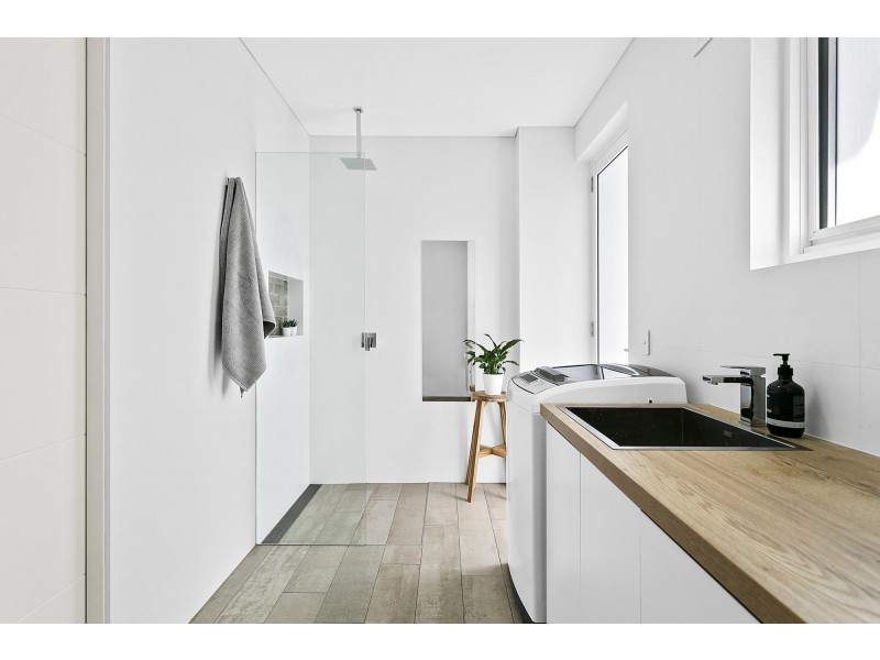 7 Lasseter Avenue, Chifley NSW 2036