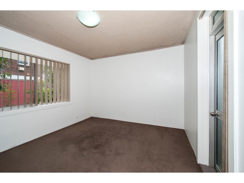 1/2 Hayden Place, Botany NSW 2019