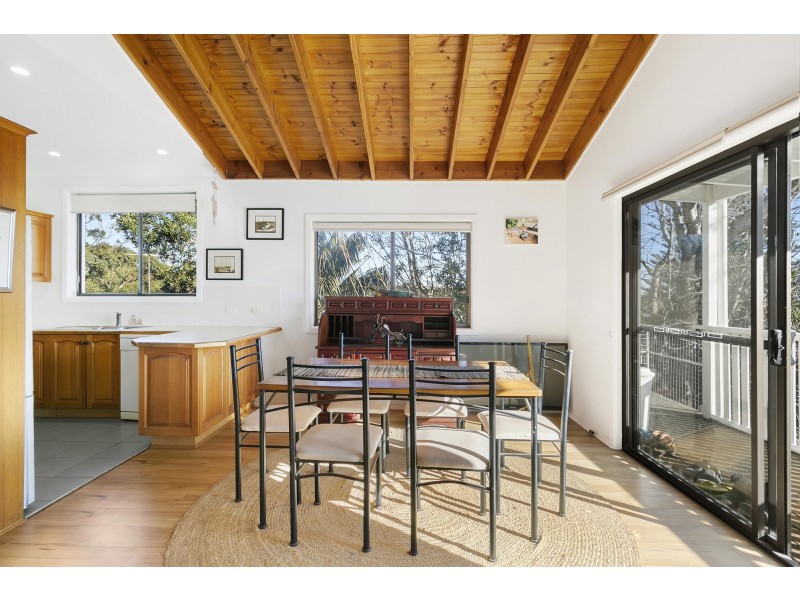 72-72A Lasseter Avenue, Chifley NSW 2036