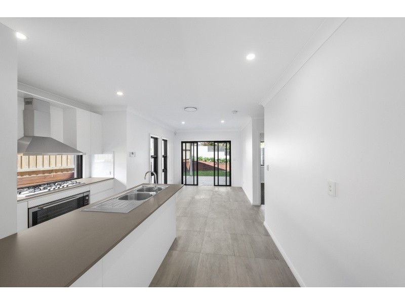 93 Macquarie street, Chifley NSW 2036