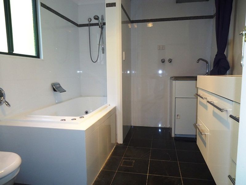 35 Bonnett Ave, Como NSW 2226