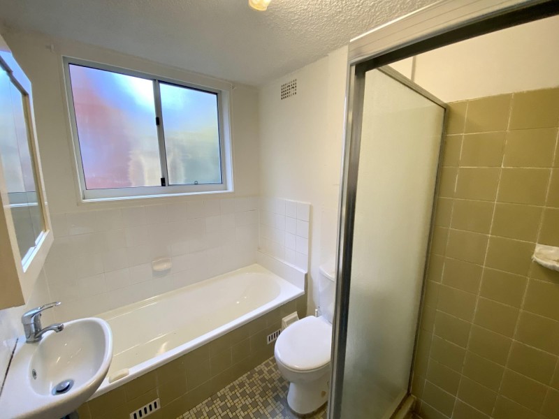 1/62 Mascot Drive, Eastlakes NSW 2018