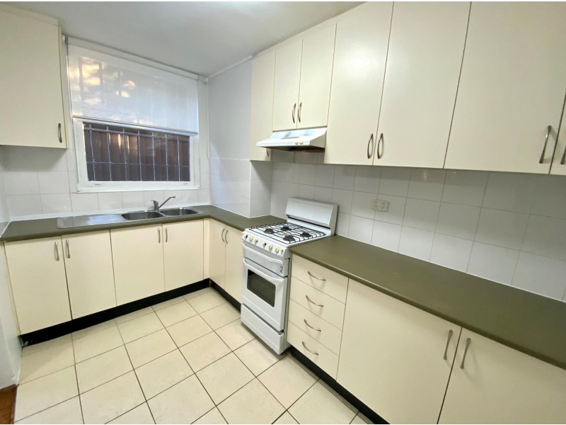 3/102 Leylands Parade, Belmore NSW 2192