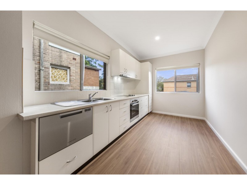 30 Mawson Parade, Chifley NSW 2036