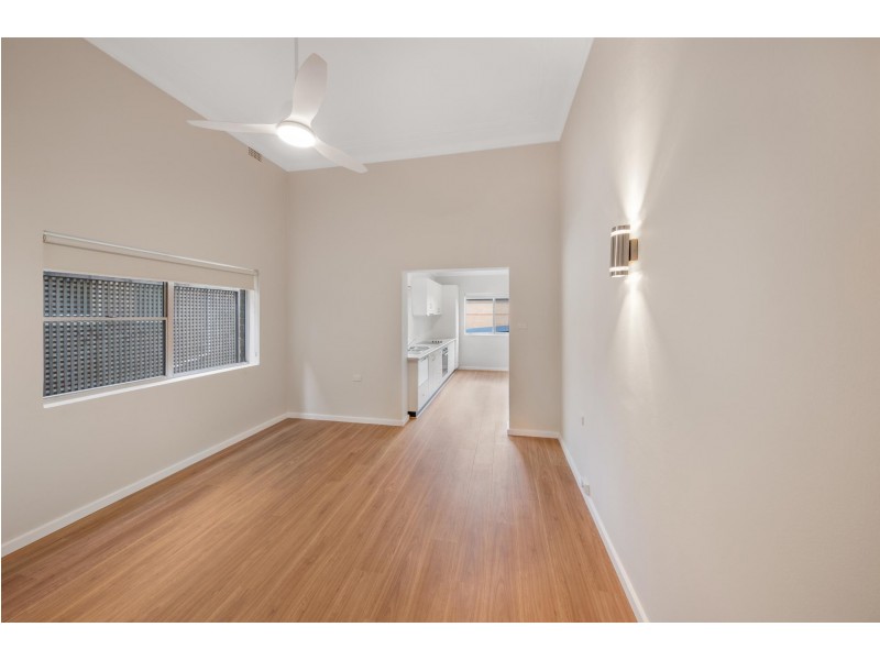30 Mawson Parade, Chifley NSW 2036