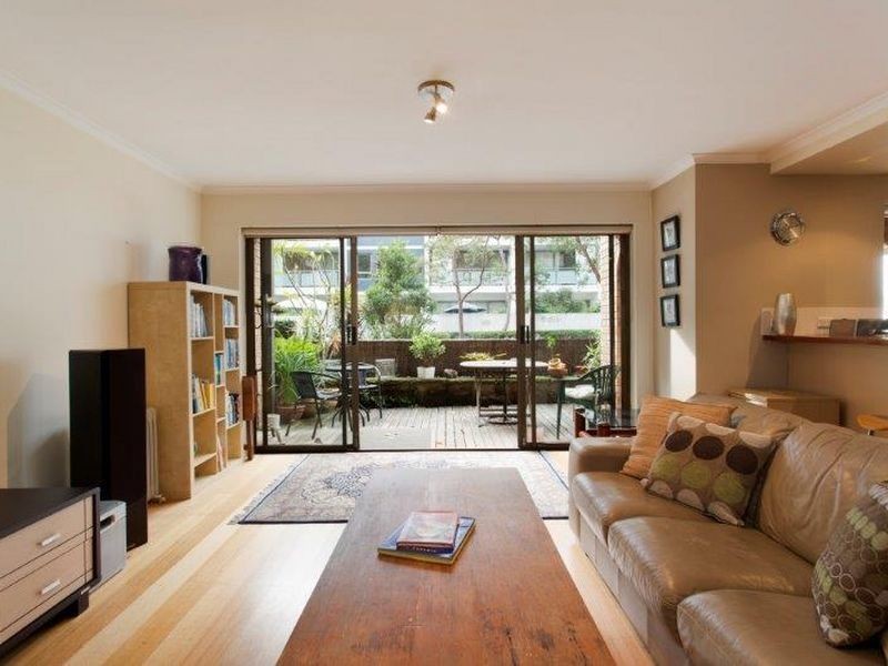 2/5 Hutchinson Street, Surry Hills NSW 2010