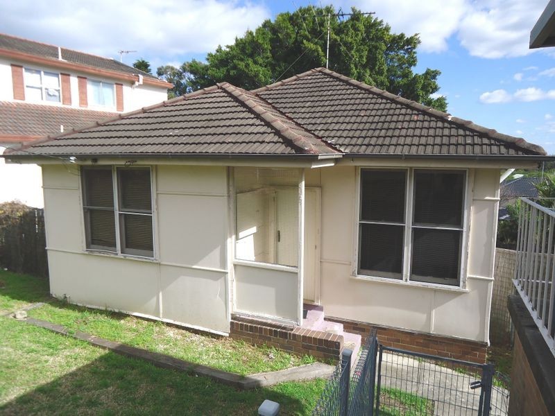 38 Lasseter Avenue, Chifley NSW 2036