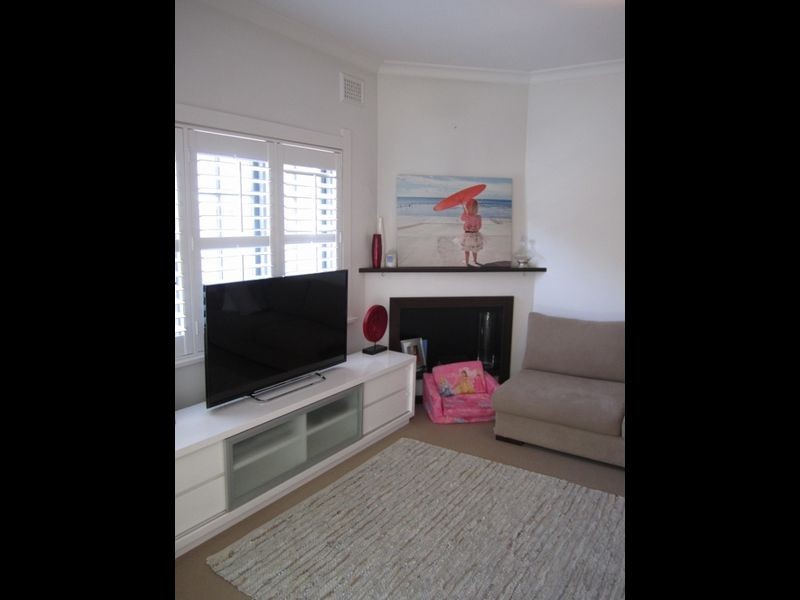 19 Macintosh Street, Mascot NSW 2020