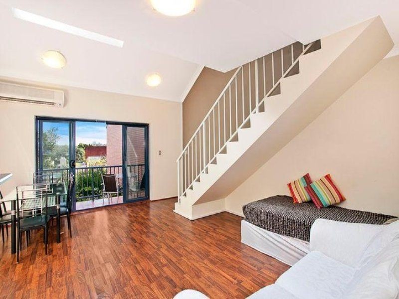 202/8 Applebee Street, St Peters NSW 2044