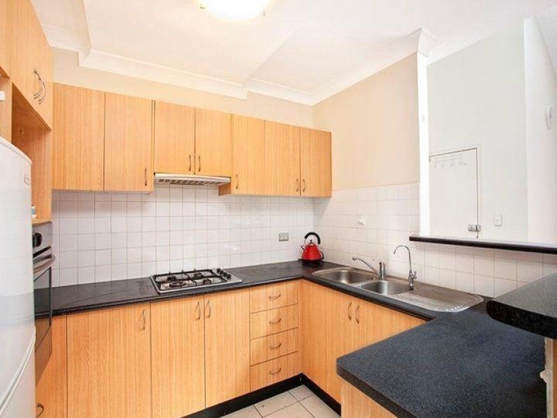 202/8 Applebee Street, St Peters NSW 2044