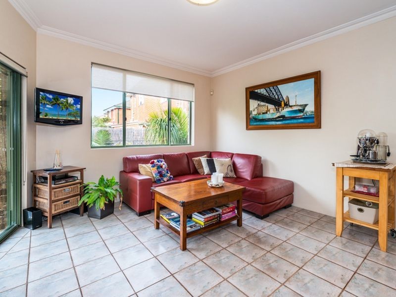 47 Mawson Parade, Chifley NSW 2036