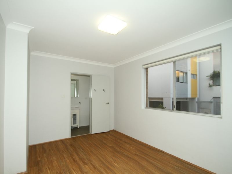 2/4 Duke Street, Kensington NSW 2033