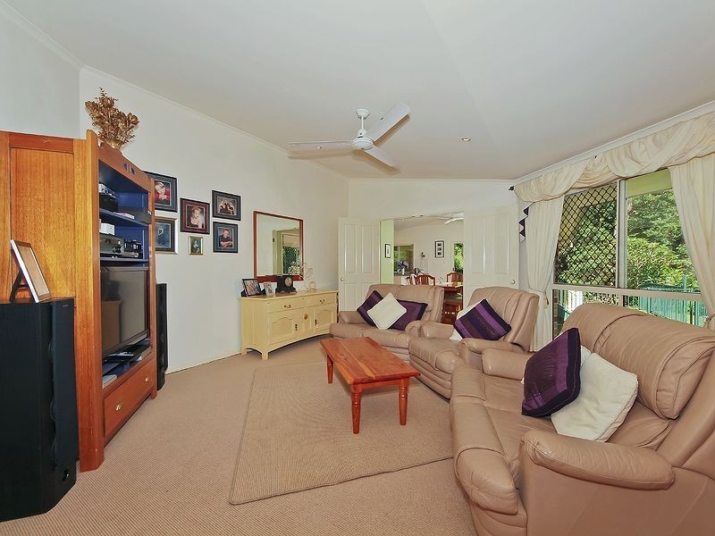 59 White Ash Road, Bonogin QLD 4213