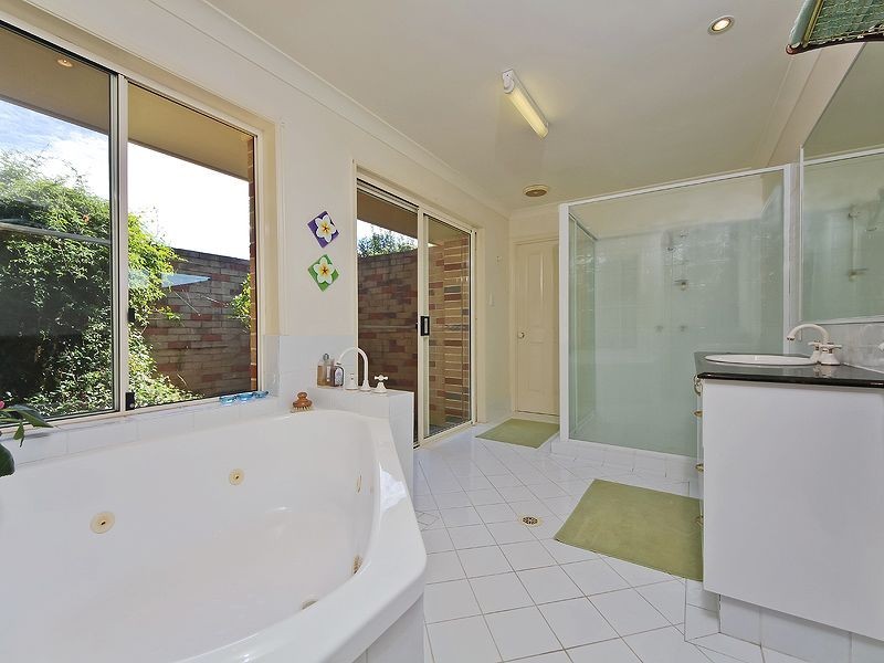 59 White Ash Road, Bonogin QLD 4213