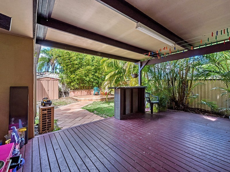 Unit 2/20 Orkney Place, Labrador QLD 4215