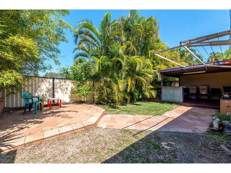 Unit 2/20 Orkney Place, Labrador QLD 4215