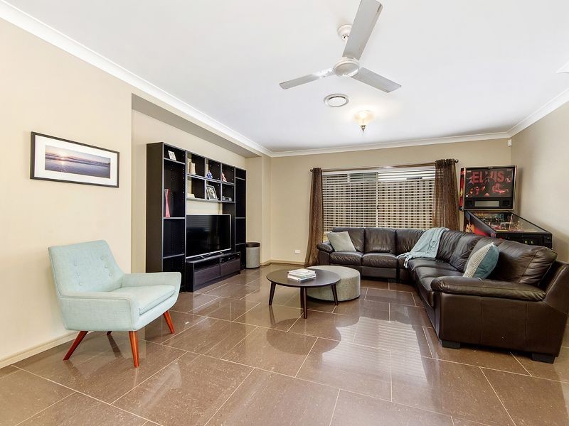 6 Camarillo Circuit, Reedy Creek QLD 4227