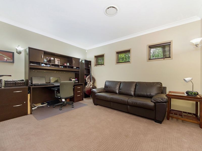 6 Camarillo Circuit, Reedy Creek QLD 4227