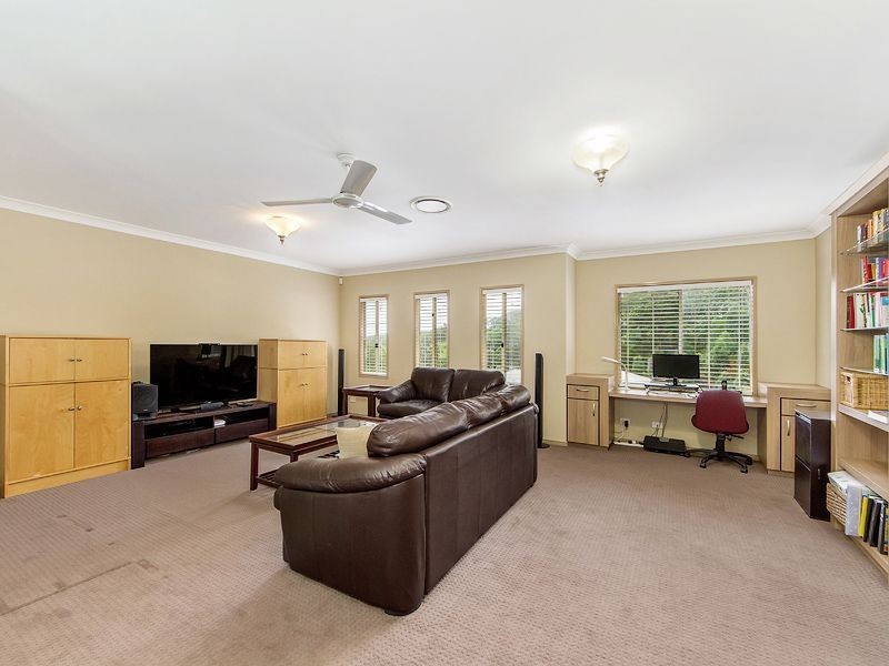 6 Camarillo Circuit, Reedy Creek QLD 4227