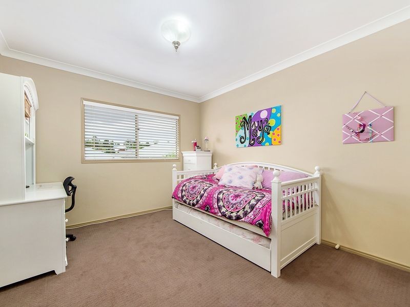 6 Camarillo Circuit, Reedy Creek QLD 4227