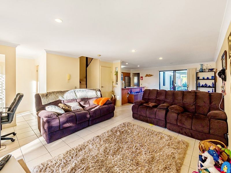 5/302 Christine Avenue, Varsity Lakes QLD 4227