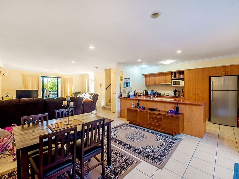 5/302 Christine Avenue, Varsity Lakes QLD 4227