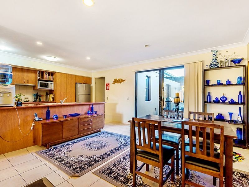 5/302 Christine Avenue, Varsity Lakes QLD 4227