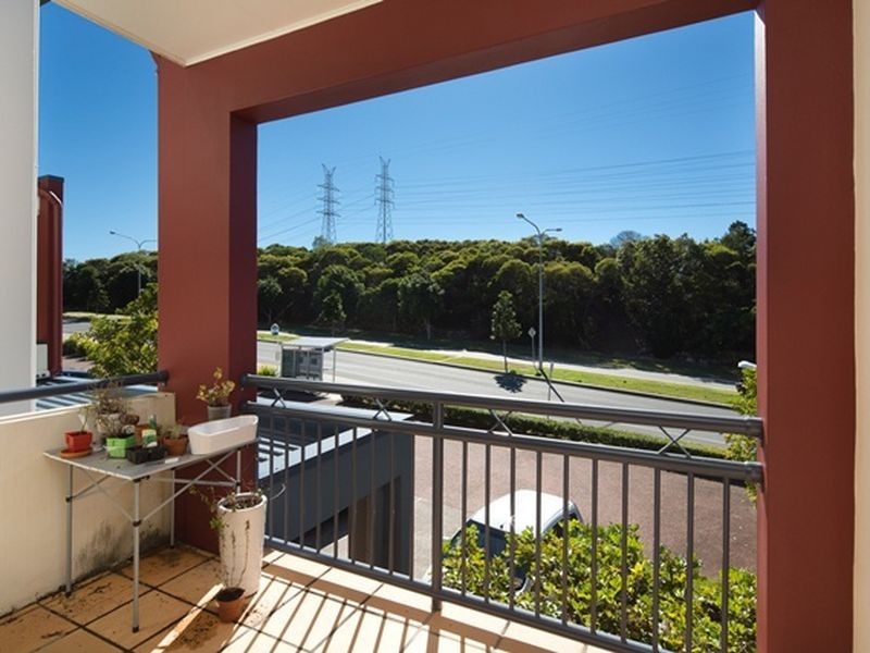 Unit 15/492 Christine Avenue, Robina QLD 4226