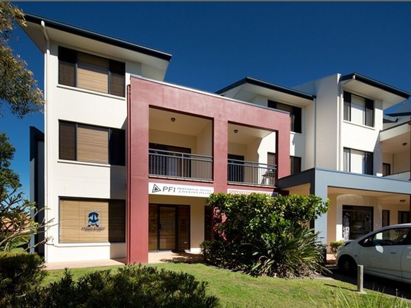 Unit 15/492 Christine Avenue, Robina QLD 4226