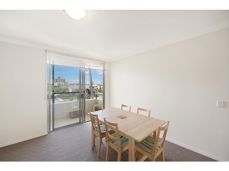 34/1 Lakefront Crescent, Varsity Lakes QLD 4227