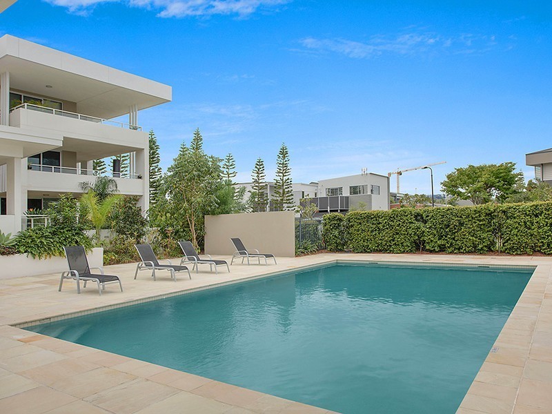 34/1 Lakefront Crescent, Varsity Lakes QLD 4227