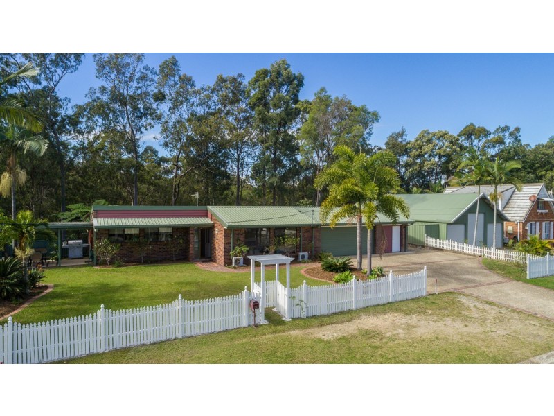 54 Harry Mills Drive, Worongary QLD 4213
