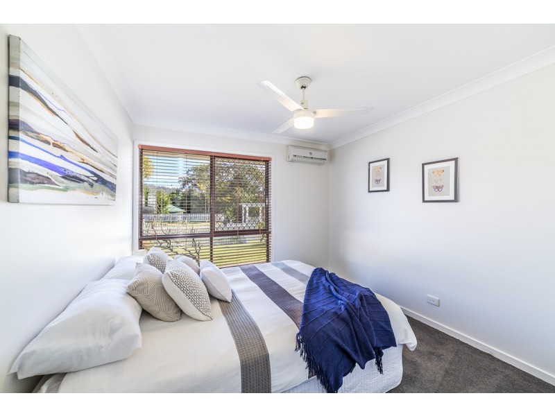 54 Harry Mills Drive, Worongary QLD 4213