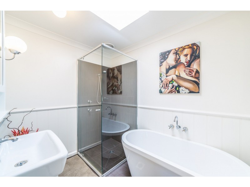 54 Harry Mills Drive, Worongary QLD 4213