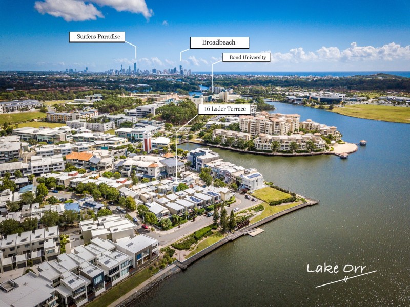 16 Lader Terrace, Varsity Lakes QLD 4227