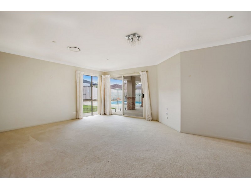5 Olympus Drive, Robina QLD 4226