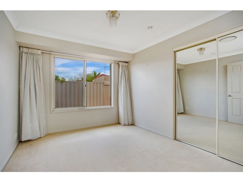 5 Olympus Drive, Robina QLD 4226