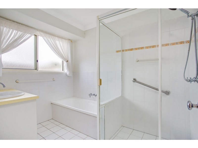 5 Olympus Drive, Robina QLD 4226