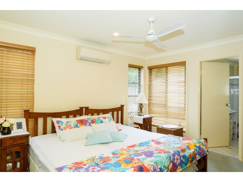 32 Tuggerah Close, Robina QLD 4226