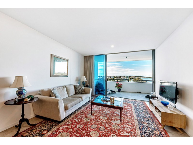 1705/397 Christine Avenue, Varsity Lakes QLD 4227