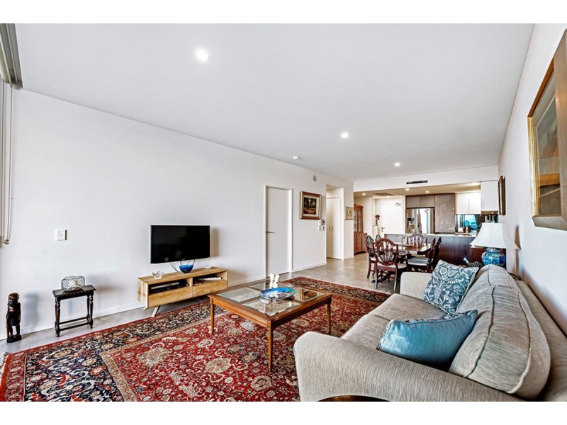 1705/397 Christine Avenue, Varsity Lakes QLD 4227