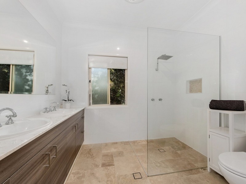 23 Sehmish Court, Bonogin QLD 4213