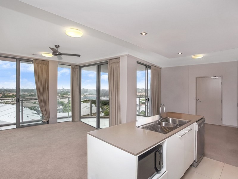 175/133 Laver Drive, Robina QLD 4226