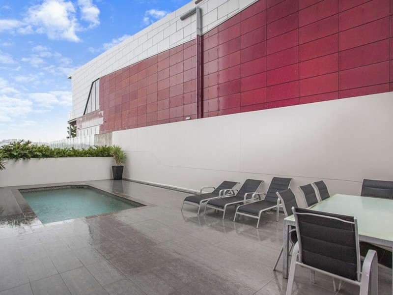 175/133 Laver Drive, Robina QLD 4226