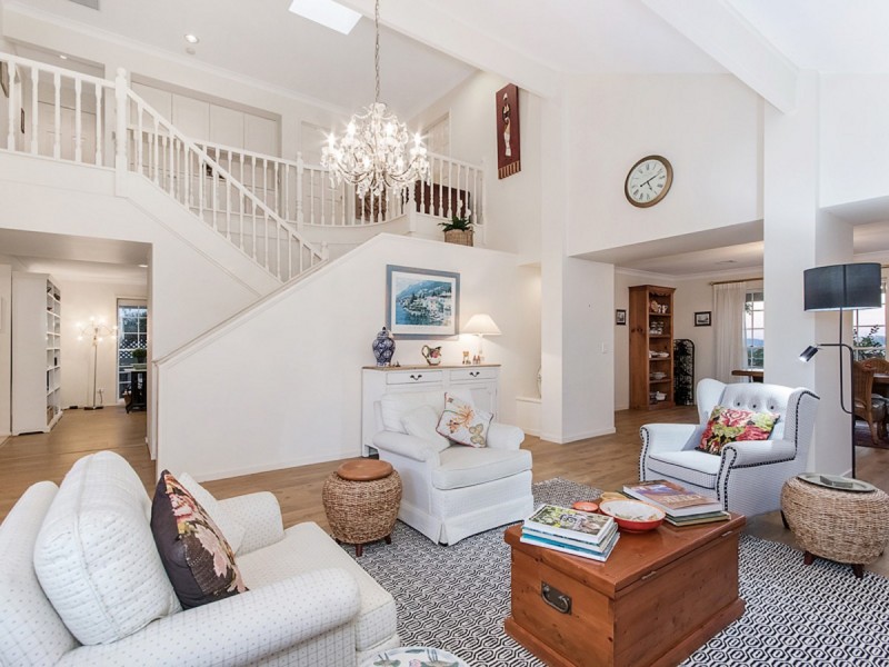 74 Skyline Tce, Burleigh Heads QLD 4220