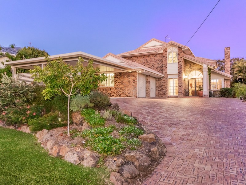 74 Skyline Tce, Burleigh Heads QLD 4220