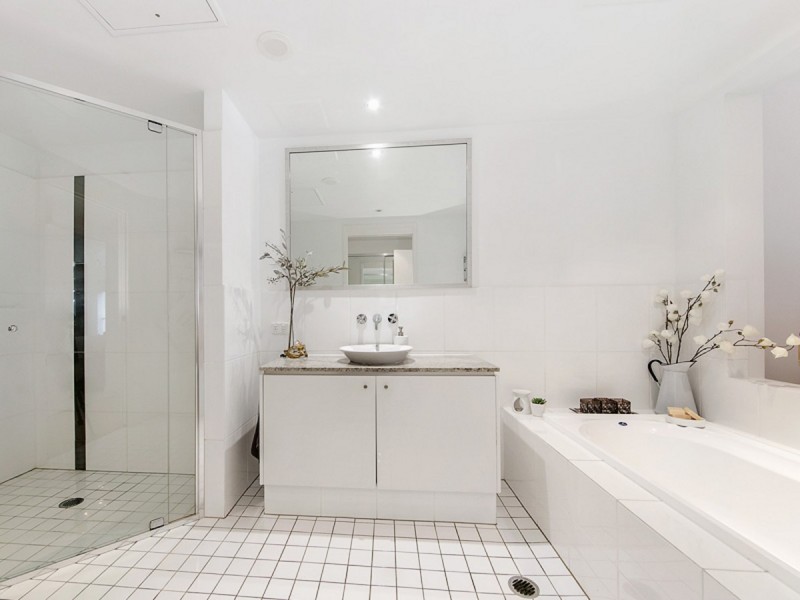 147/251 Varsity Parade, Varsity Lakes QLD 4227